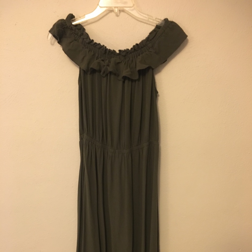 Who What Wear olive green off shoulder dress Large